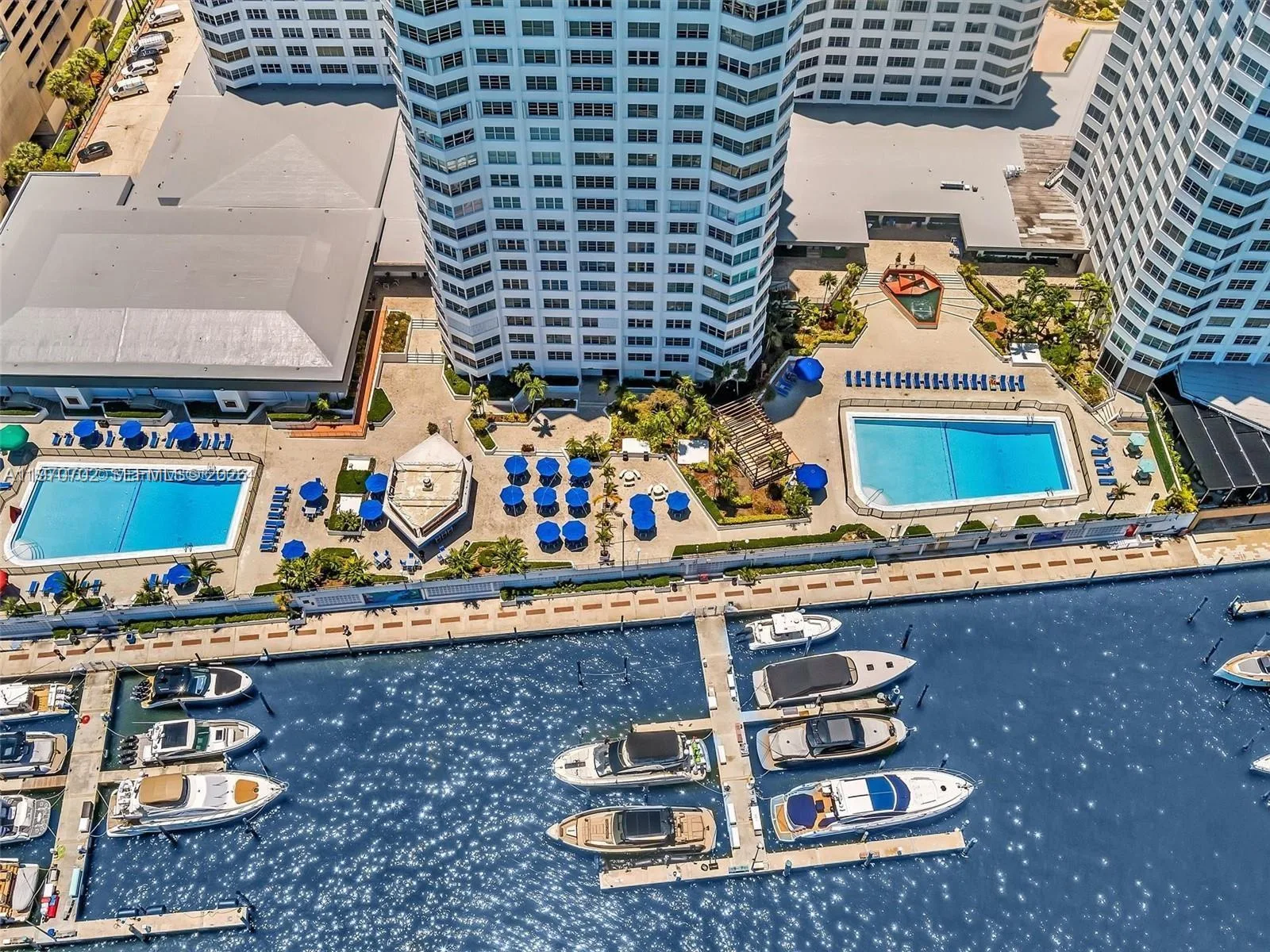 999 Brickell Bay Dr # 303, Miami, FL 33131 photo 2