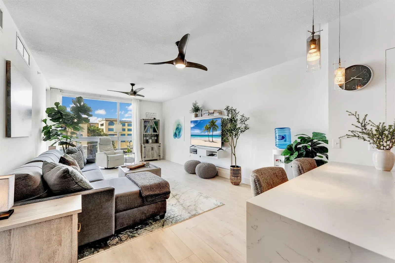 111 SE 1st Avenue # 517, Delray Beach, FL 33444