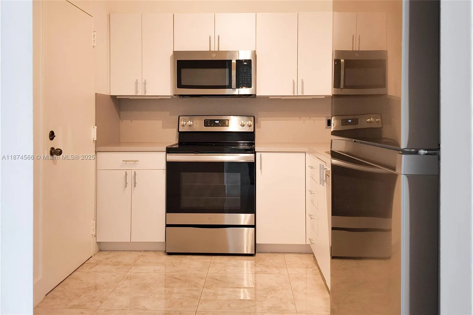 1985 S Ocean Dr # 2C, Hallandale Beach, FL 33009 photo 2