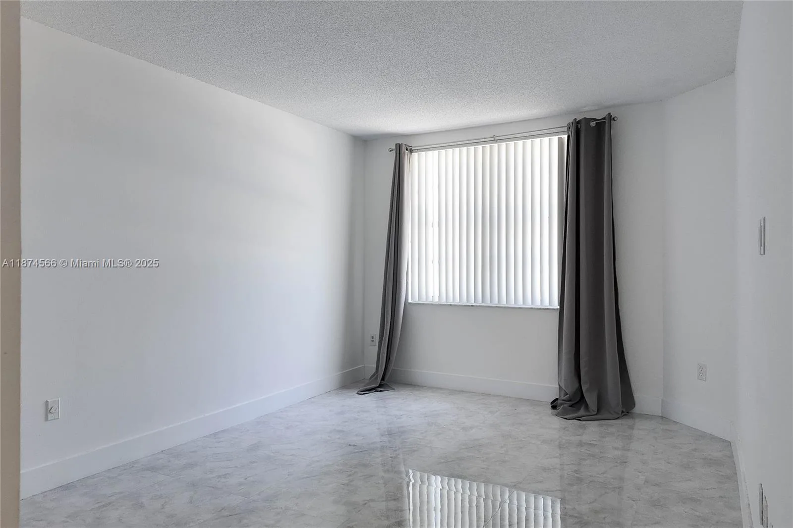 1985 S Ocean Dr # 2C, Hallandale Beach, FL 33009 photo 8