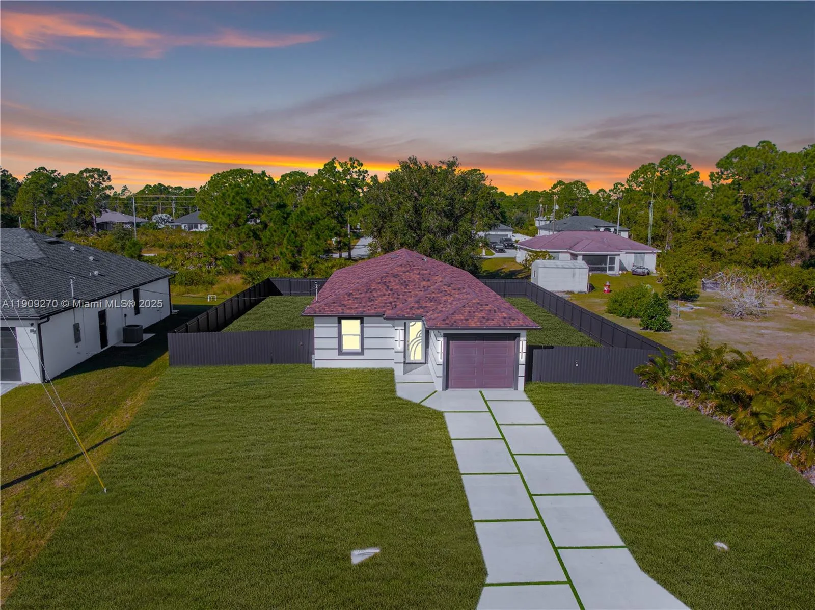 616 S PARKER AVE, Lehigh Acres, FL 33974 photo 2