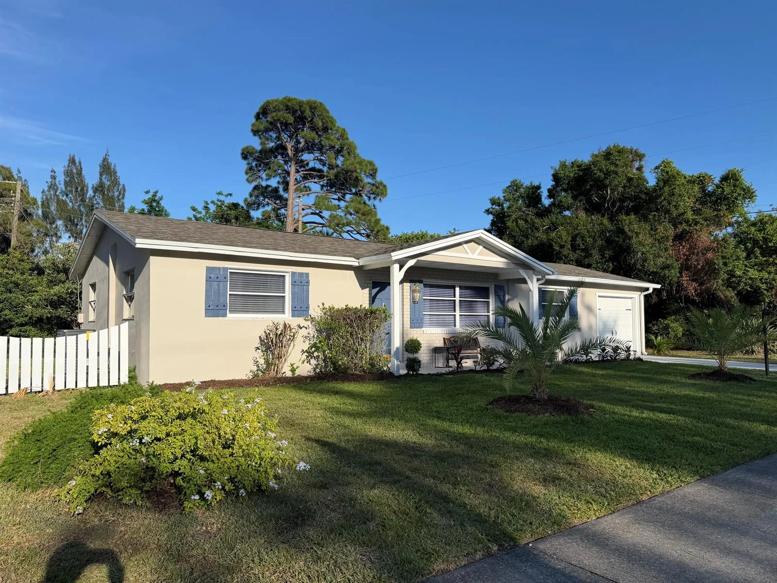 310 SW 20th Ave Avenue SW, Vero Beach, FL 32962