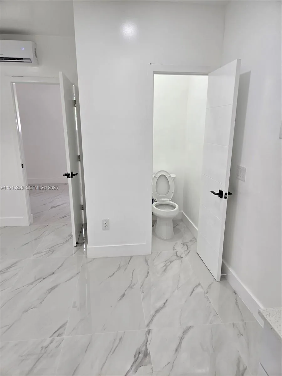 987 NE 145 # B, North Miami, FL 33161 photo 10