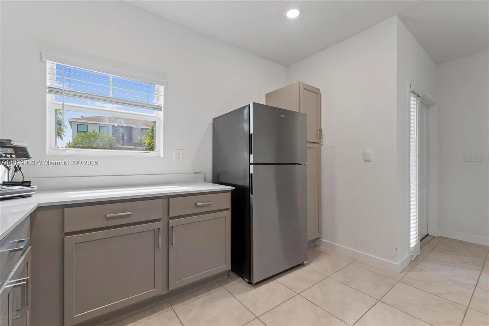 377 NE 1st Dr, Florida City, FL 33034 photo 8