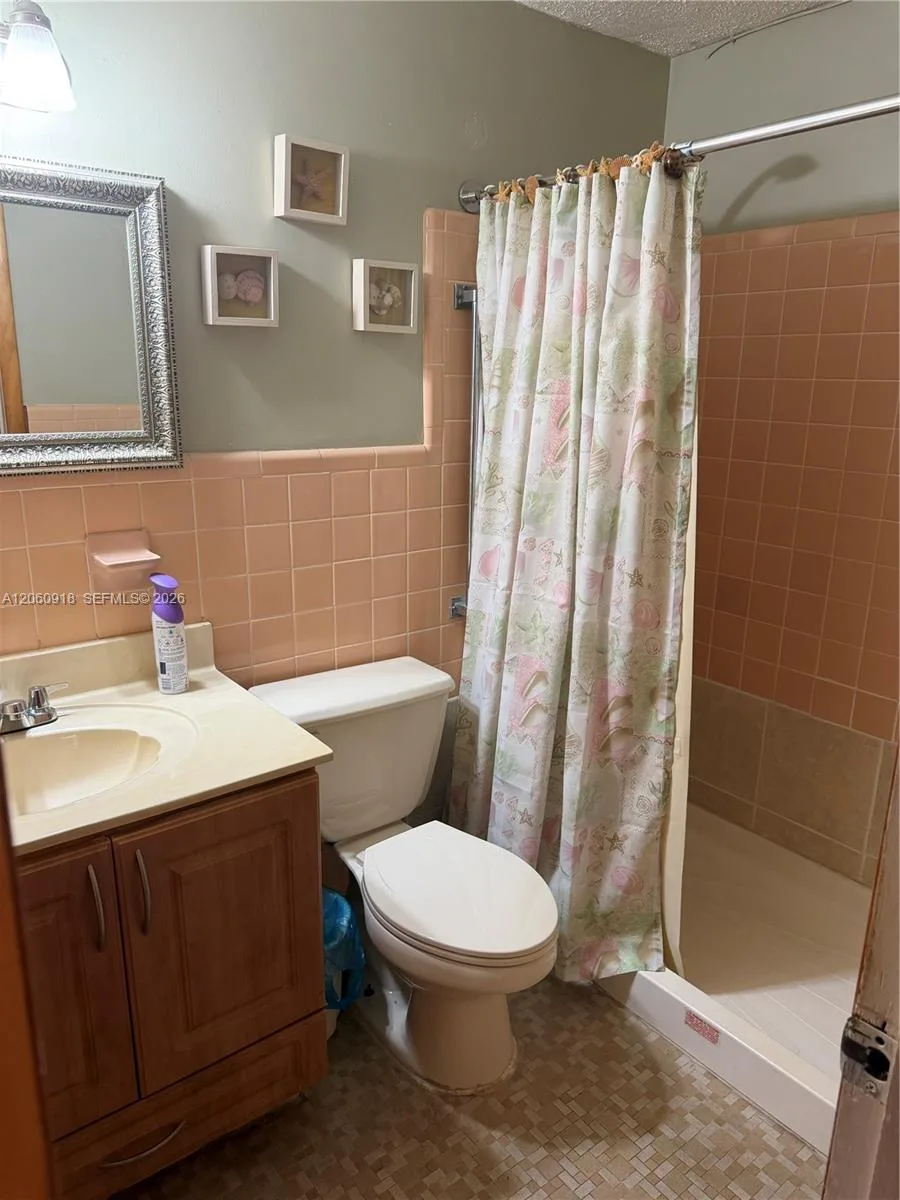 2001 S Ocean Dr # 13, Hallandale Beach, FL 33009 photo 9