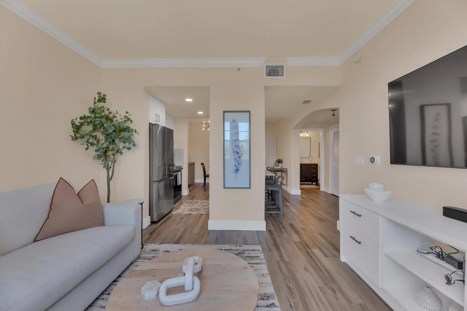 533 NE 3rd Avenue # 512, Fort Lauderdale, FL 33301 photo 12