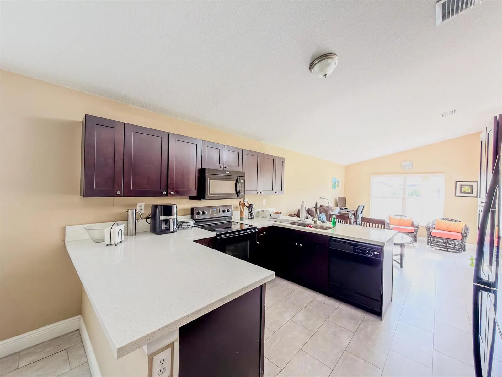 775 NW 165th Avenue, Pembroke Pines, FL 33028 photo 9
