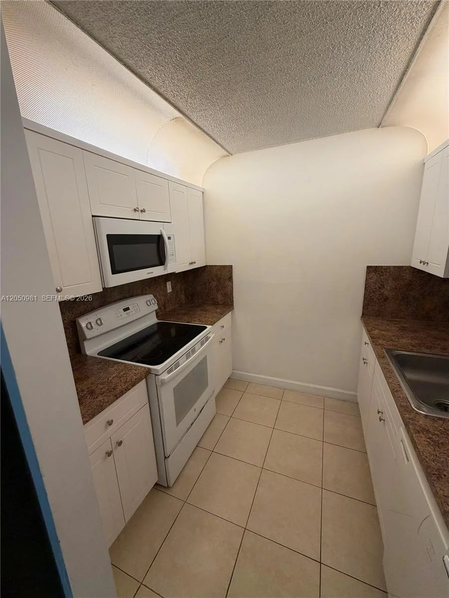 8200 SW 210th St # 303, Cutler Bay, FL 33189 photo 12