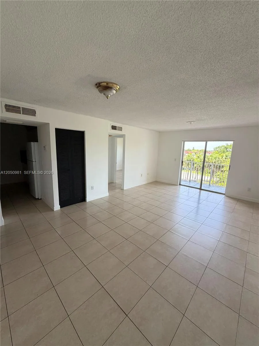 8200 SW 210th St # 303, Cutler Bay, FL 33189 photo 2