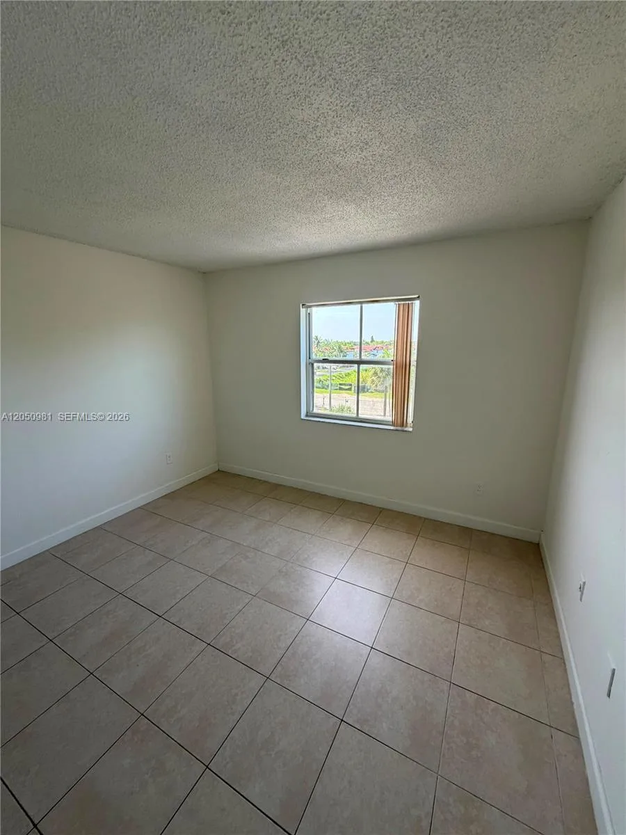 8200 SW 210th St # 303, Cutler Bay, FL 33189 photo 4
