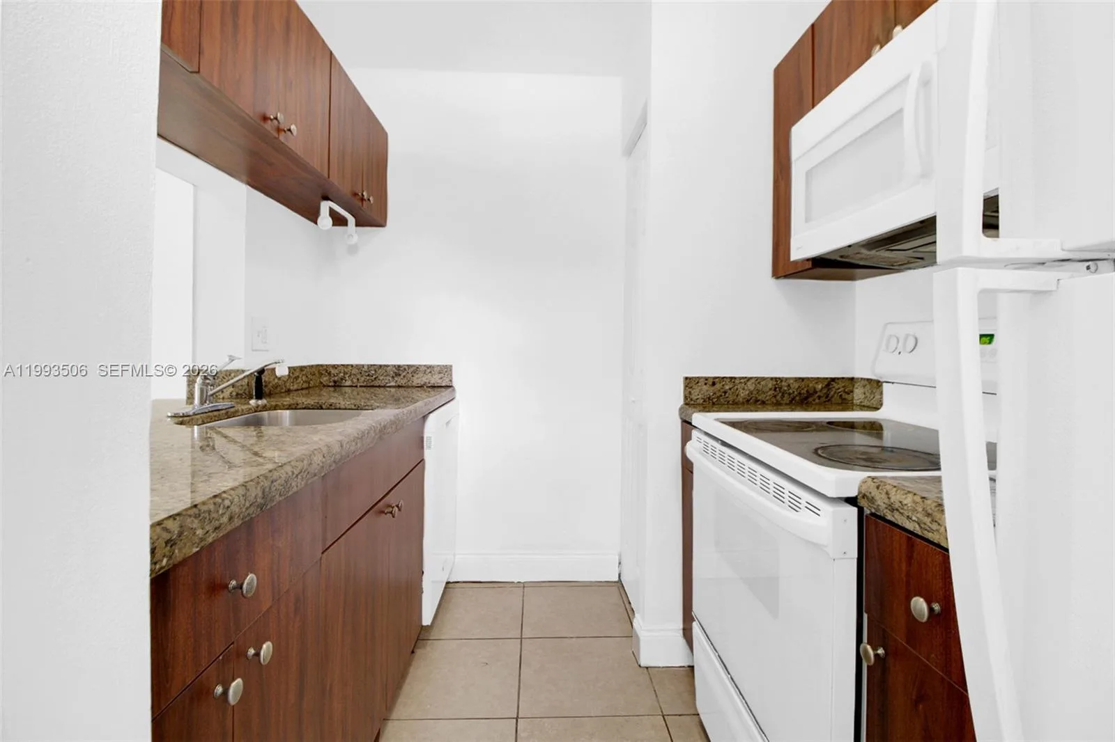 9730 Hammocks Blvd # 203-28, Miami, FL 33196 photo 2