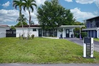 2525 Tortugas Ln, Fort Lauderdale, FL 33312 photo 4