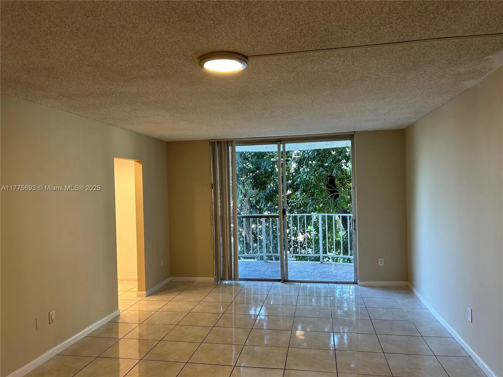 484 NW 165th St Rd # A-316, Miami, FL 33169 photo 5