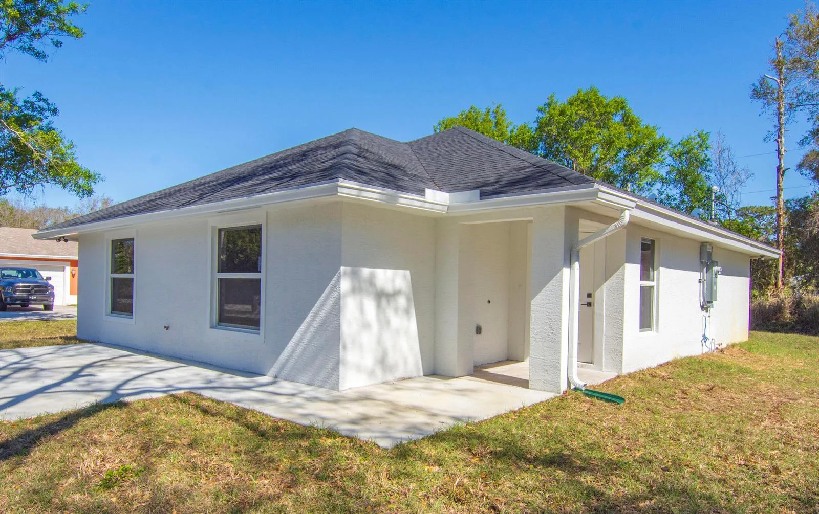 4556 49th Avenue, Vero Beach, FL 32967 photo 2