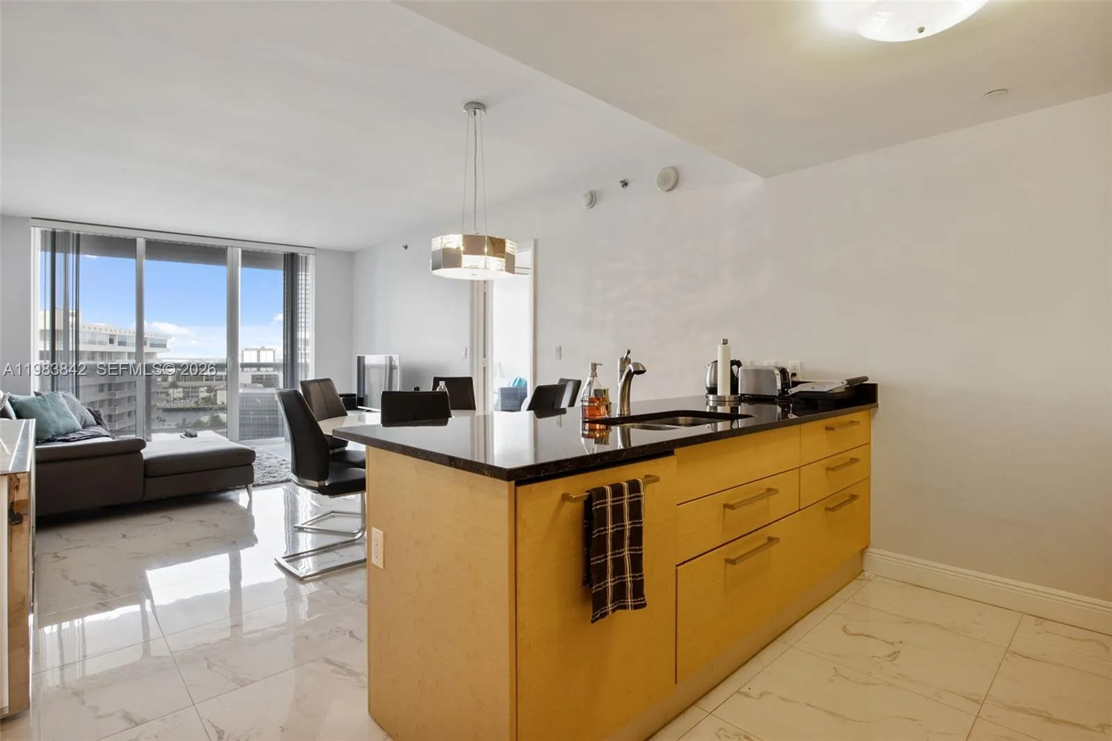1800 S Ocean Dr # 909, Hallandale Beach, FL 33009 photo 5