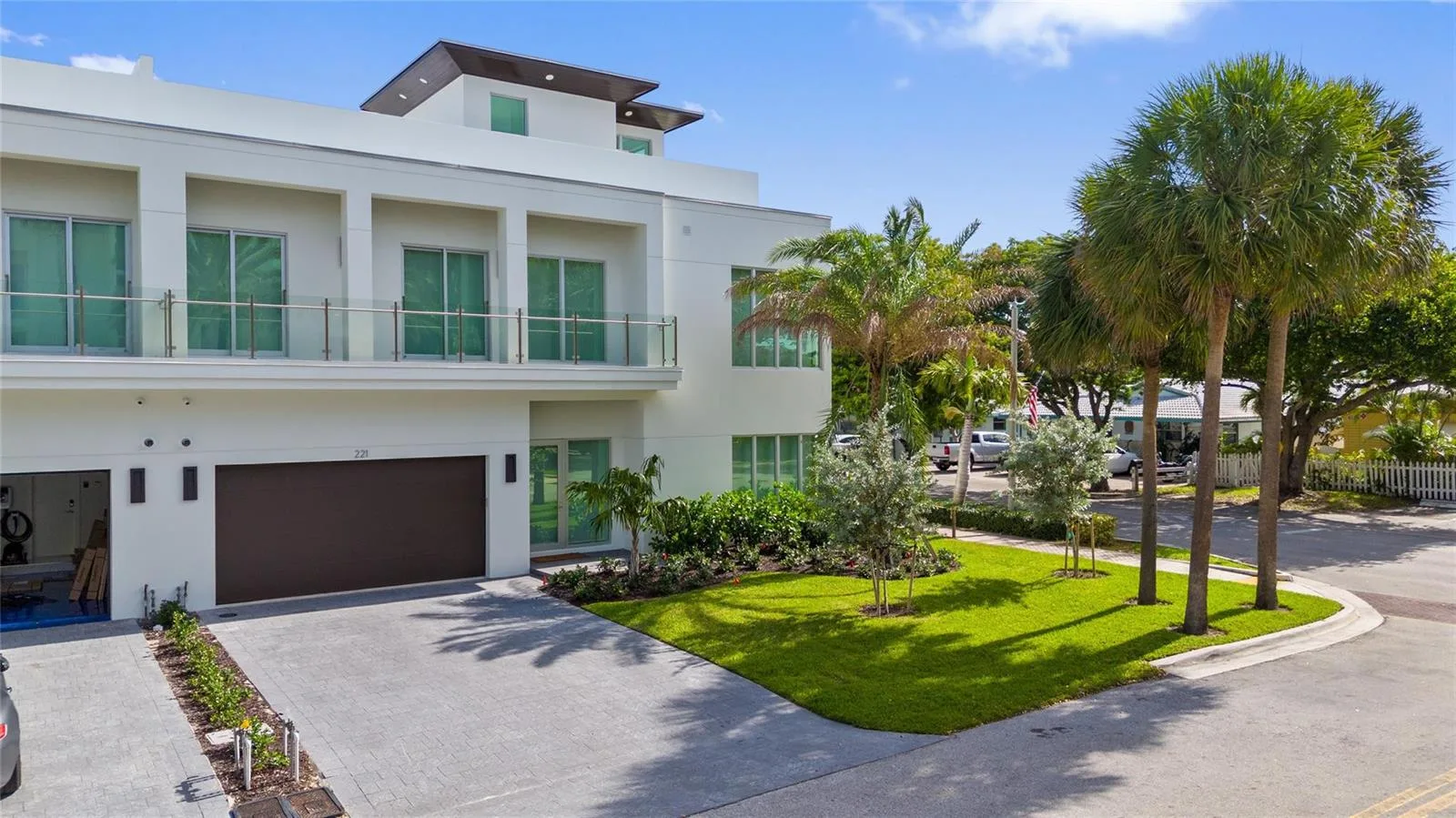 221 Shore Court # Unit 221, Lauderdale By The Sea, FL 33308 photo 2