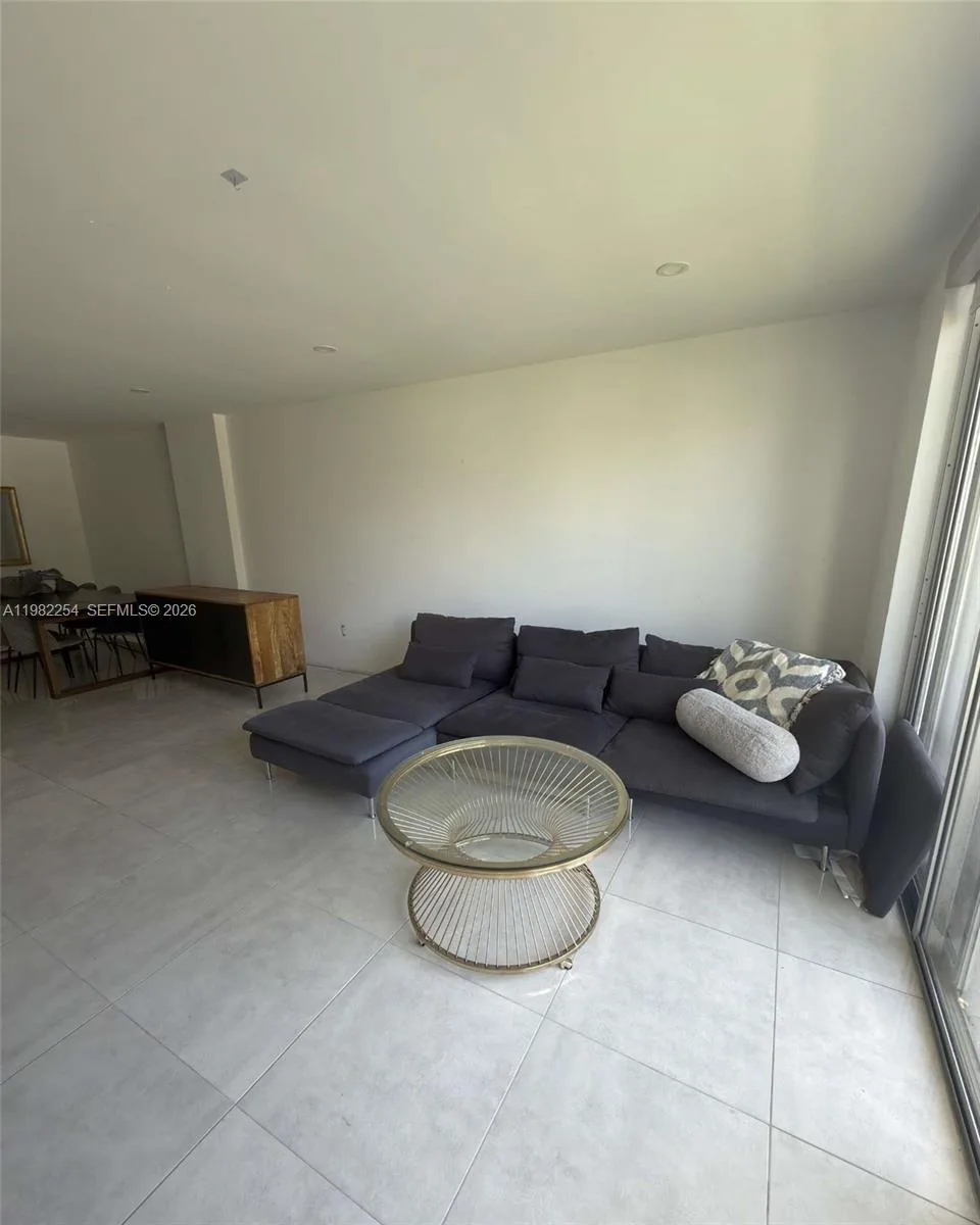 2851 NE 183rd St # 212E, Aventura, FL 33160 photo 4