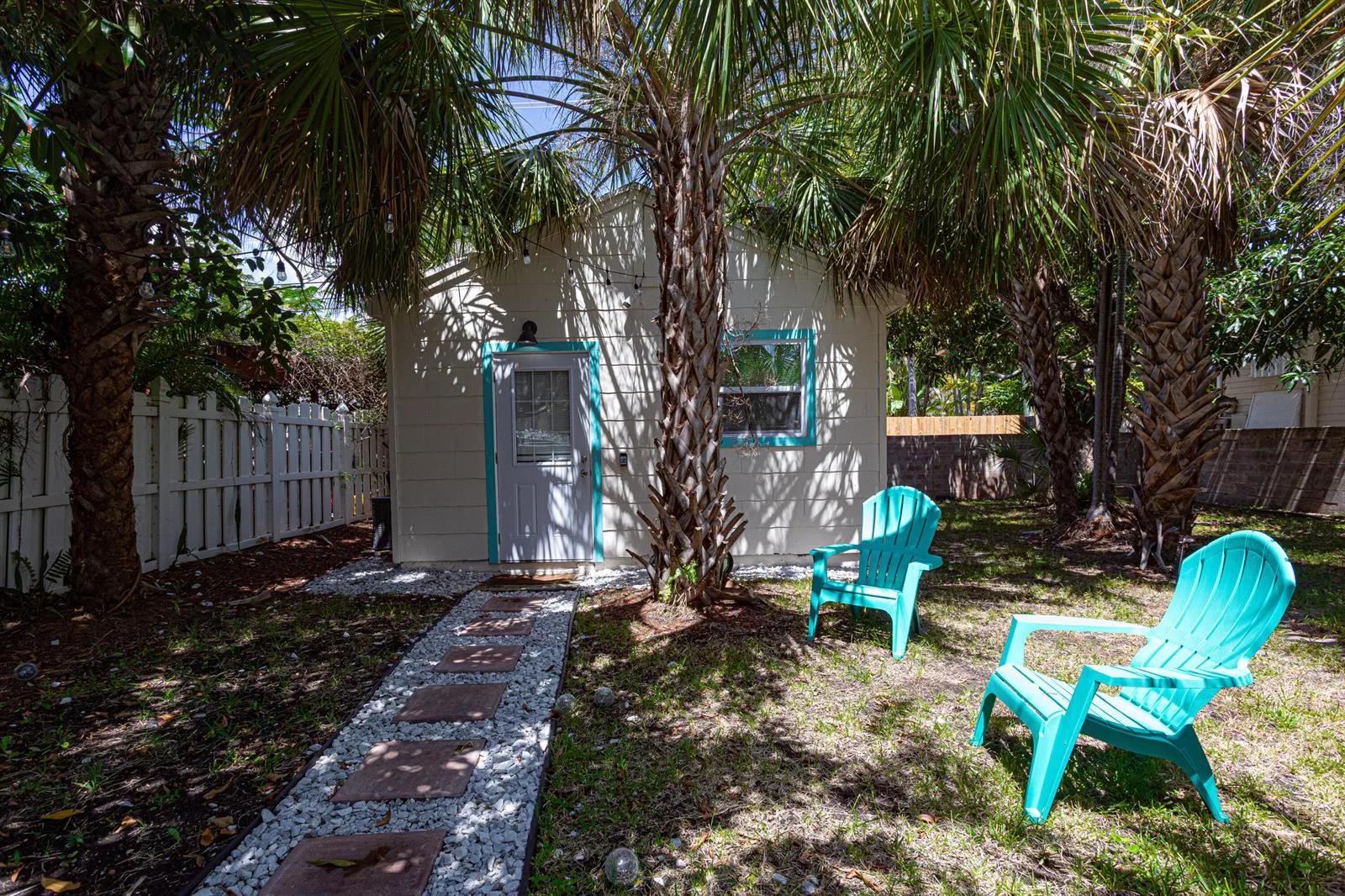 305 N Lakeside Drive, FL 33460 photo 7