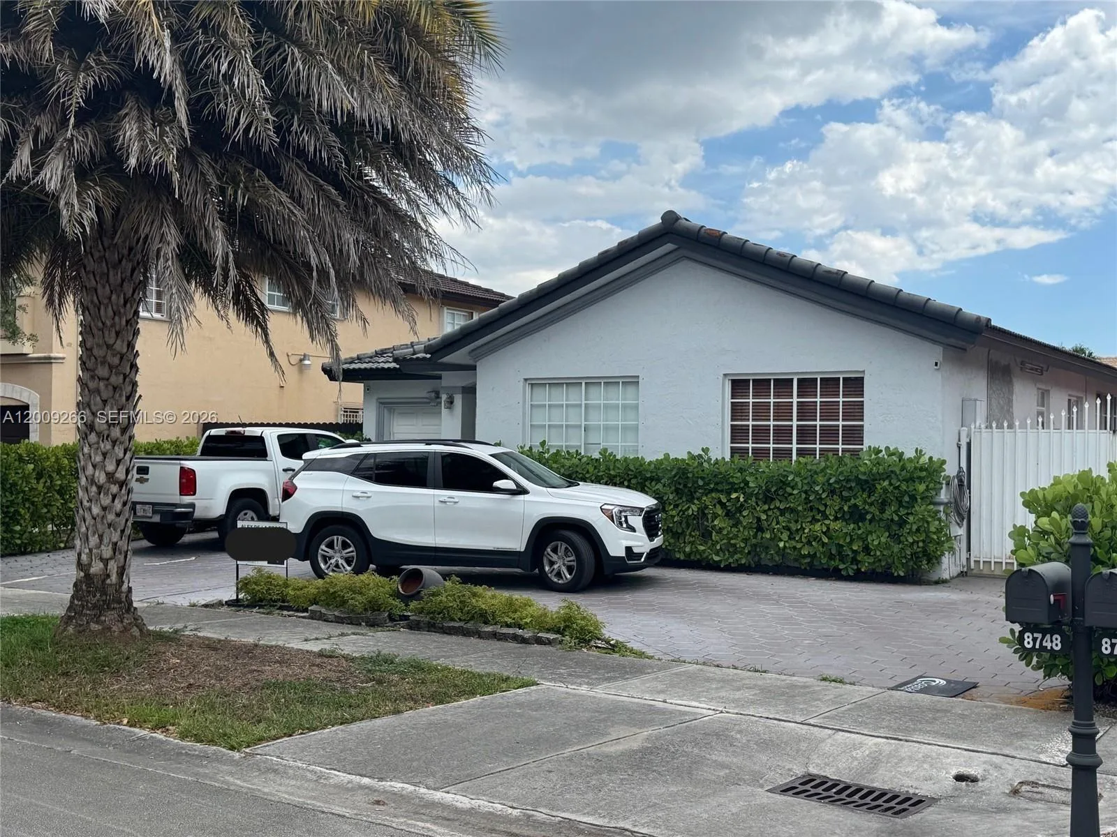 8748 NW 143rd Ter, Miami Lakes, FL 33018 photo 2