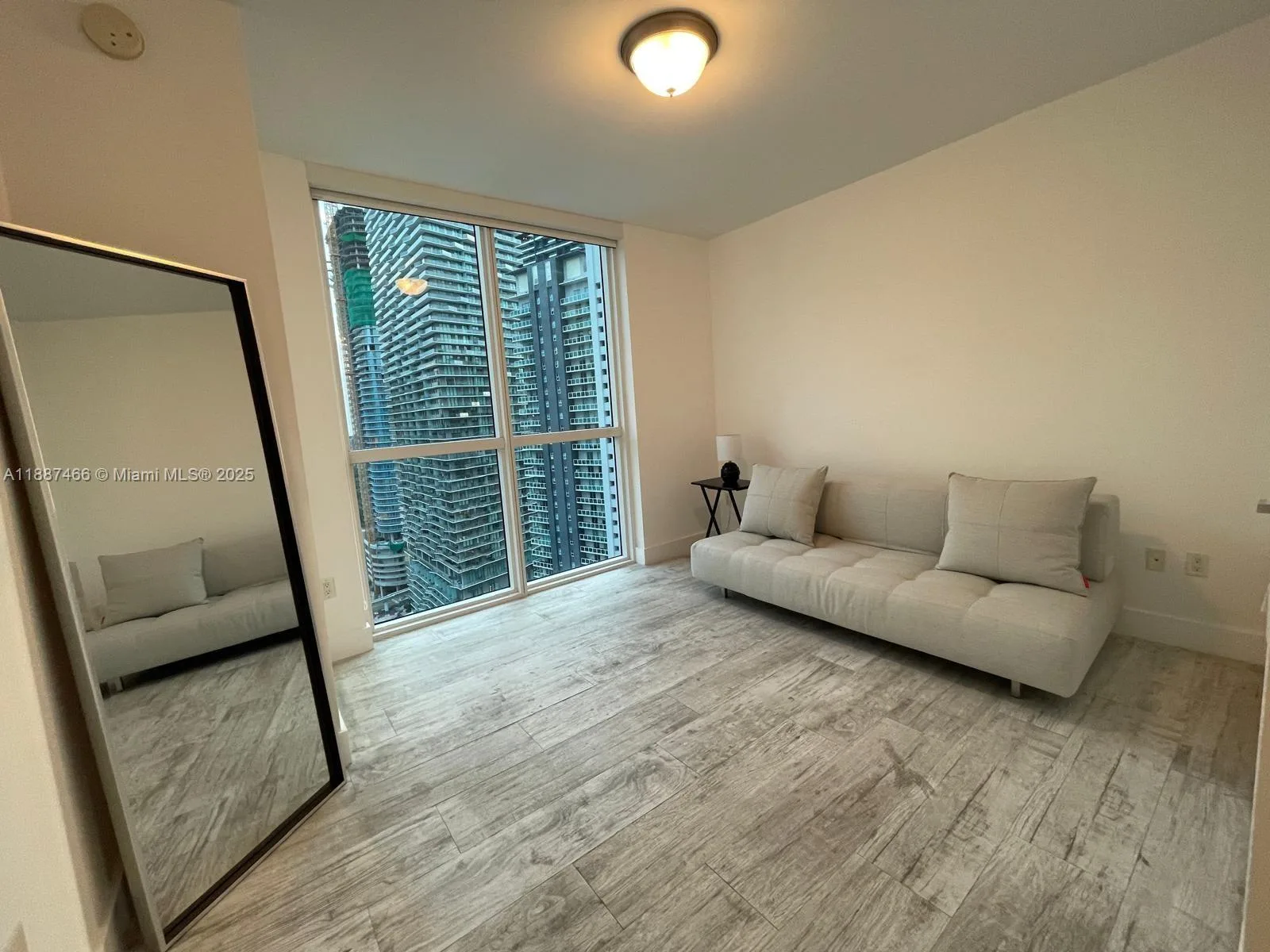1080 Brickell Ave # 2700, Miami, FL 33131 photo 13