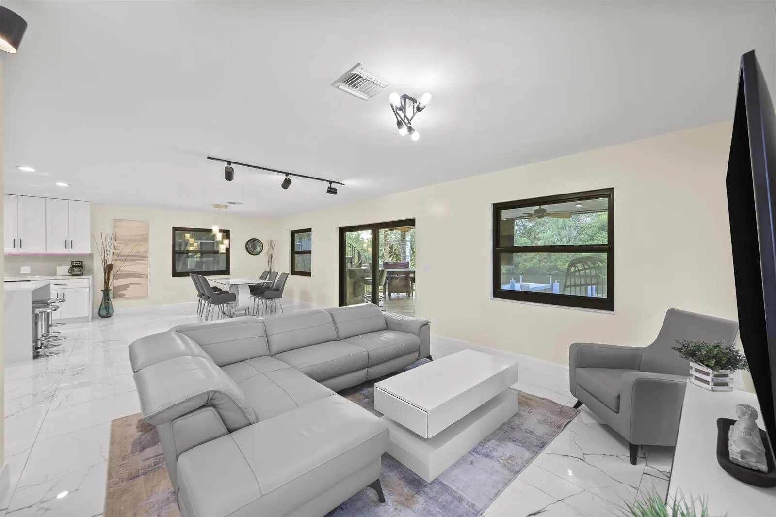 4406 SW 35th Avenue, Fort Lauderdale, FL 33312 photo 12