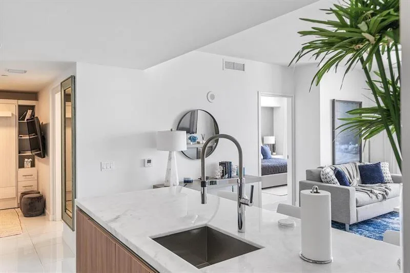 401 N Birch Road # 1214, Fort Lauderdale, FL 33304 photo 9