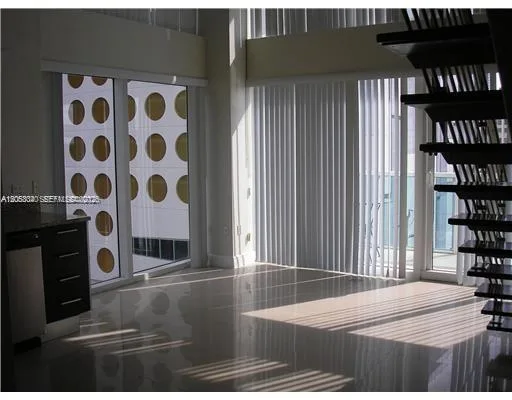 41 SE 5th St # 402, Miami, FL 33131 photo 4