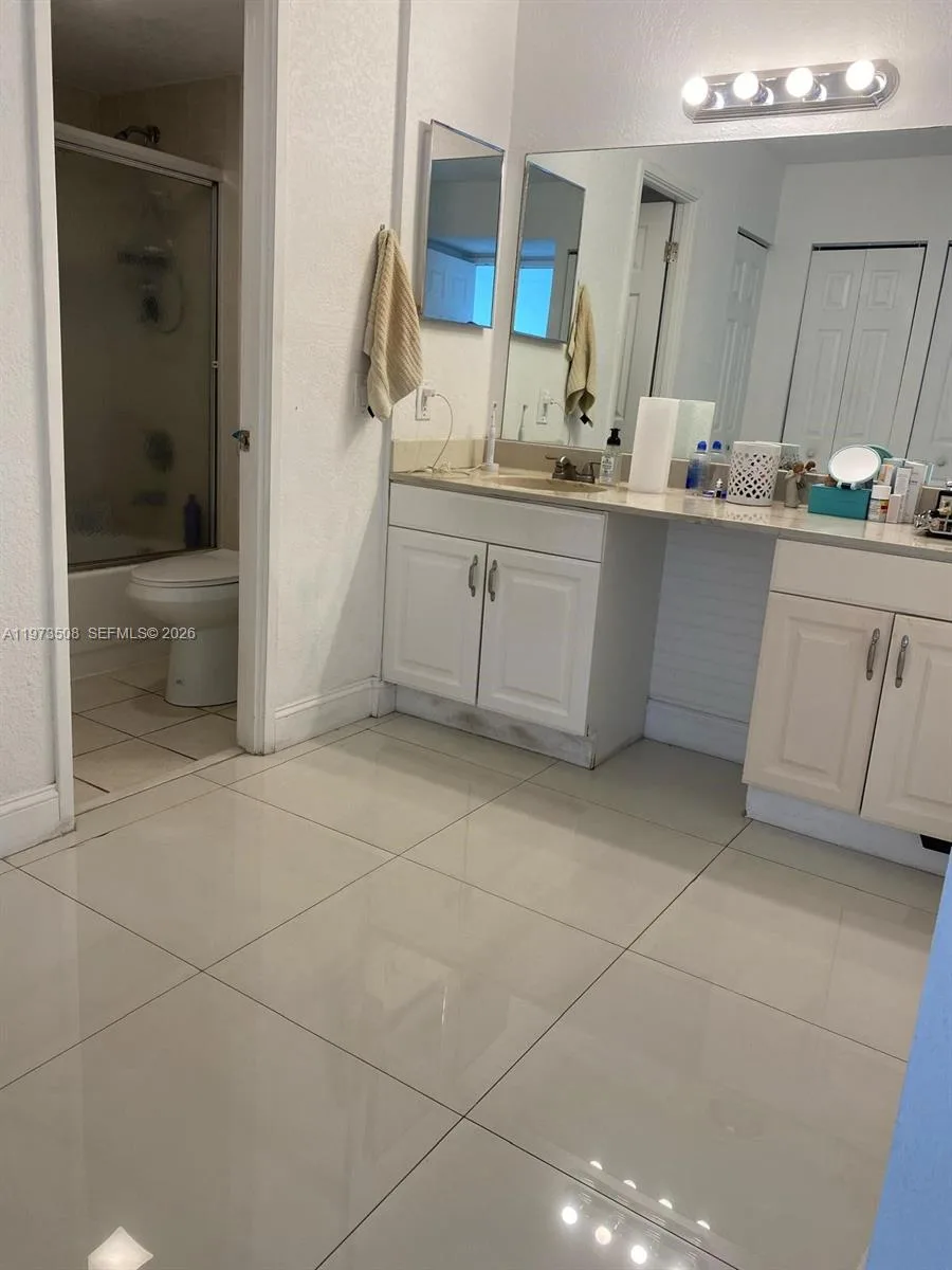 3731 N Country Club Dr # 1124, Aventura, FL 33180 photo 6