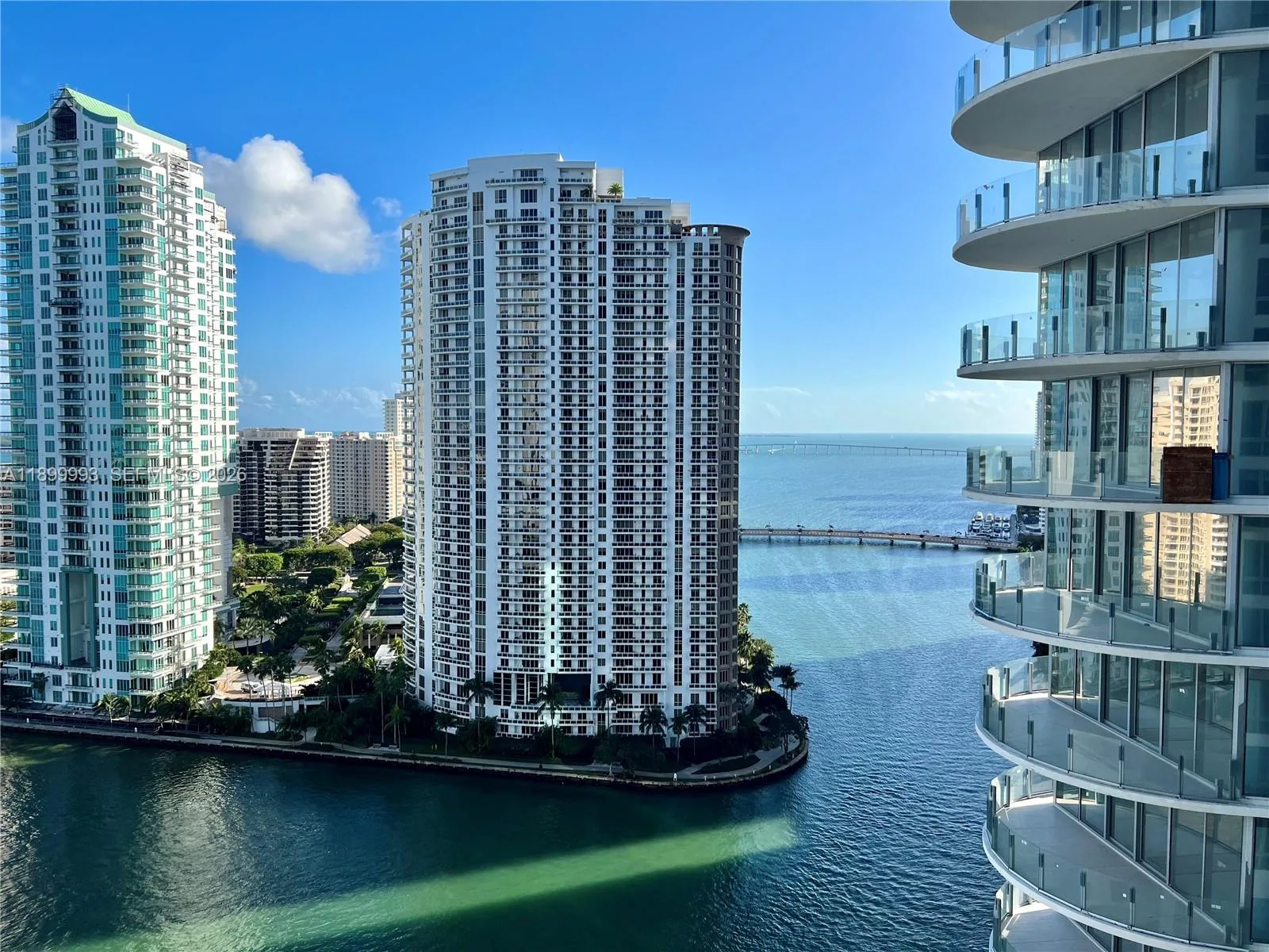 300 S Biscayne Blvd # 2006, Miami, FL 33131
