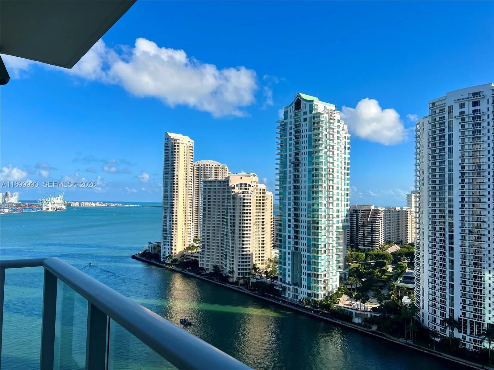 300 S Biscayne Blvd # 2006, Miami, FL 33131 photo 2
