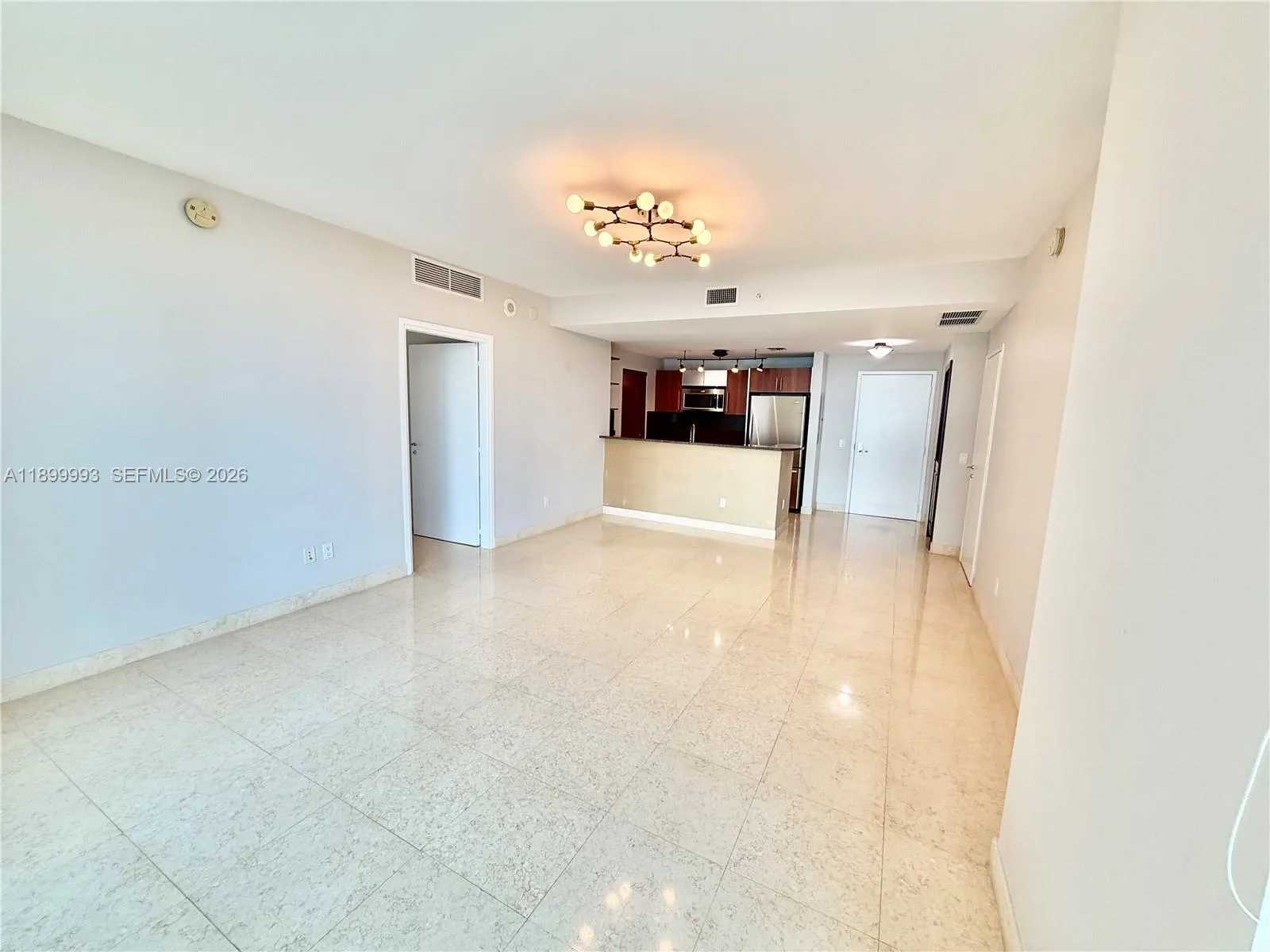 300 S Biscayne Blvd # 2006, Miami, FL 33131 photo 3
