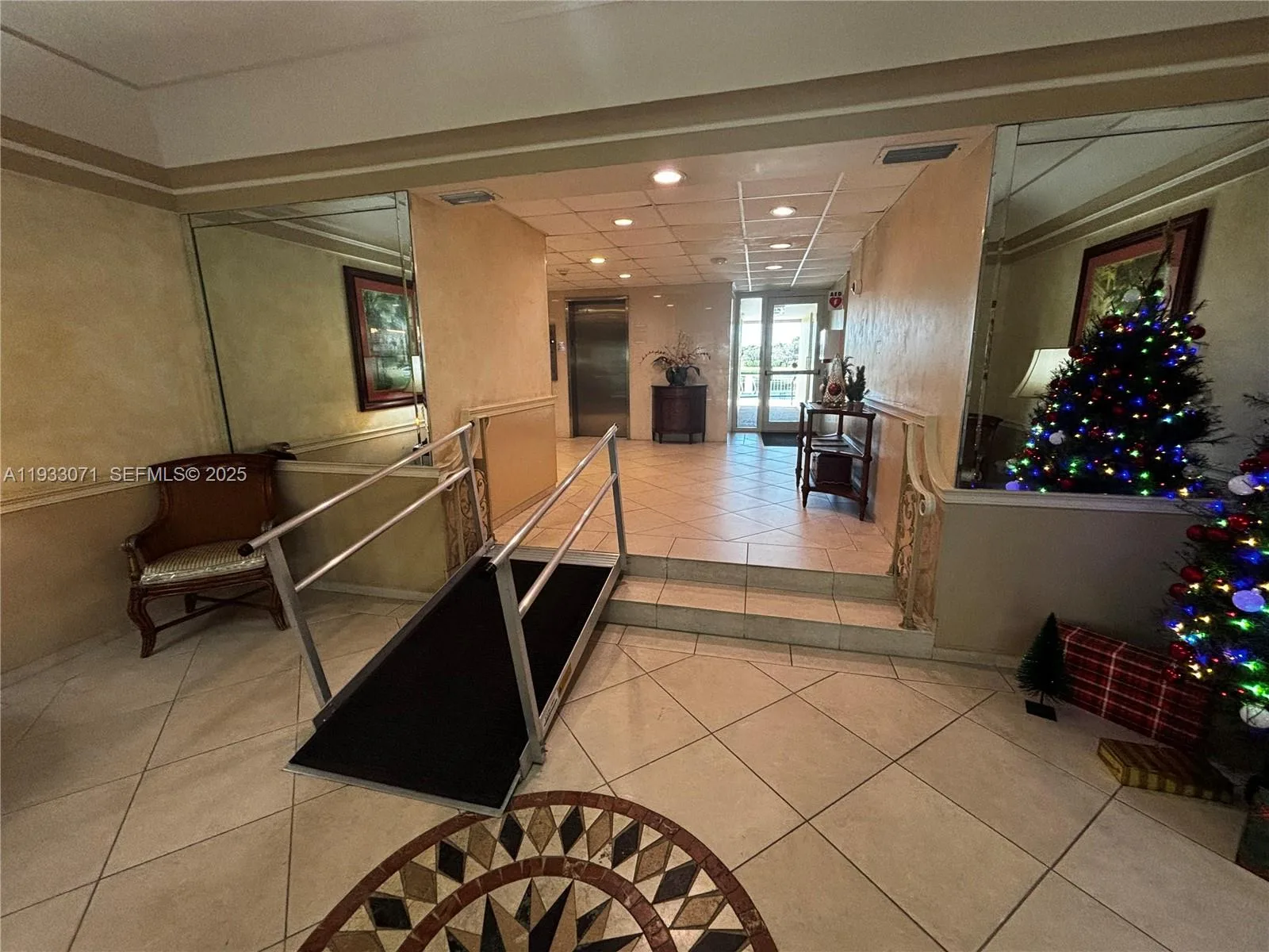 2500 NE 48th Ln # 507, Fort Lauderdale, FL 33308 photo 3