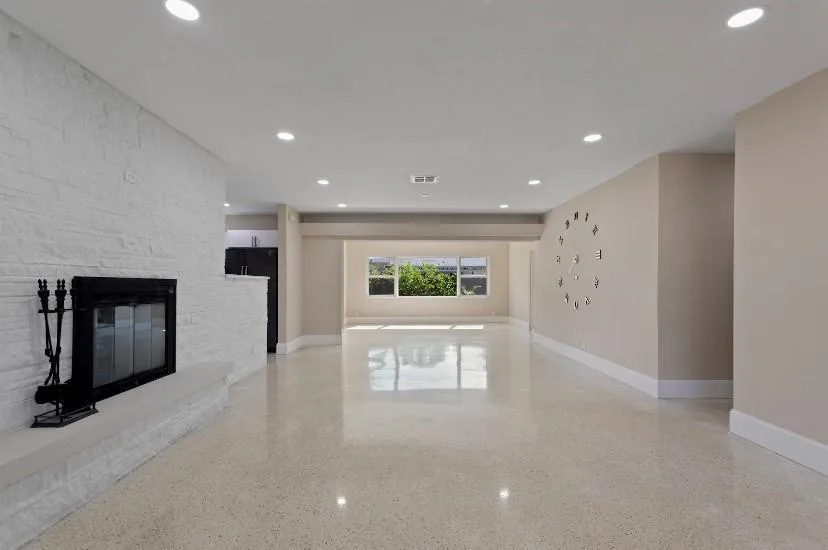 570 SE 2nd Avenue, Pompano Beach, FL 33060 photo 7