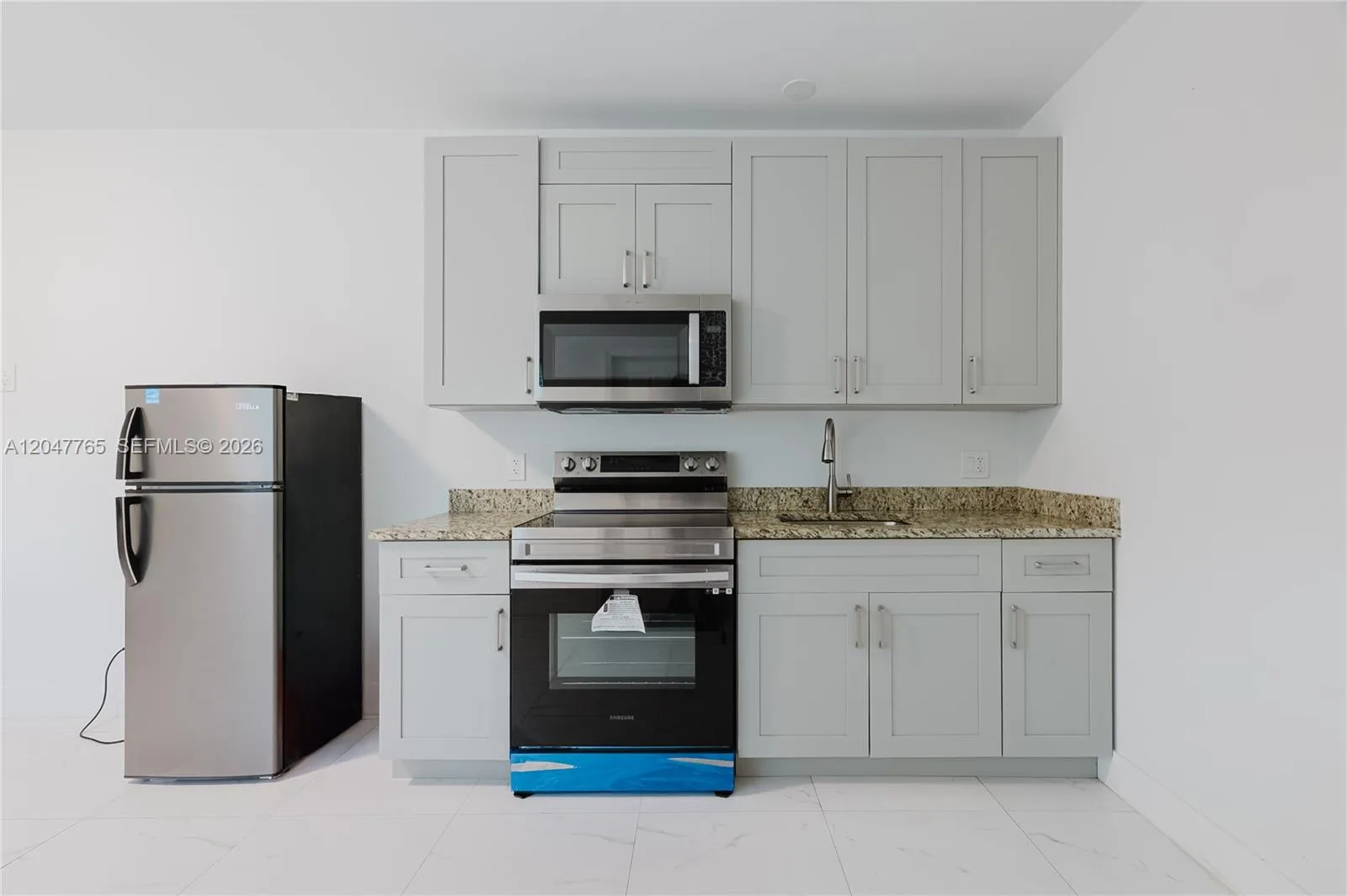 2621 SW 12th Ter # B, Fort Lauderdale, FL 33315 photo 3