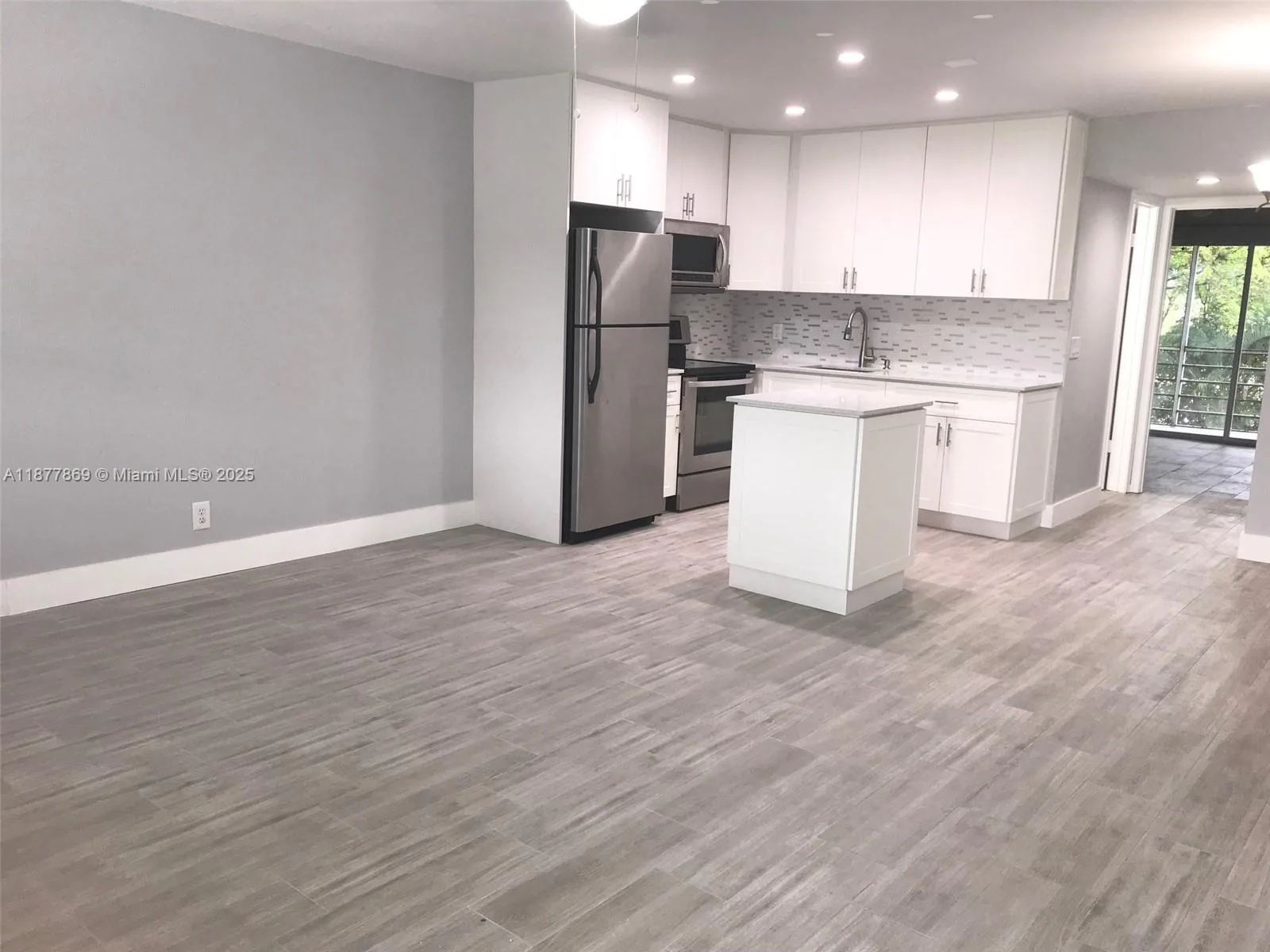 17 Keswick A # 17, Deerfield Beach, FL 33442