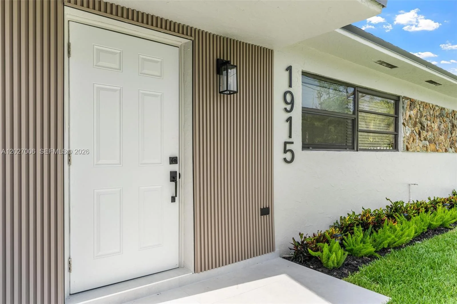 1915 NW 86th St, Miami, FL 33147 photo 4