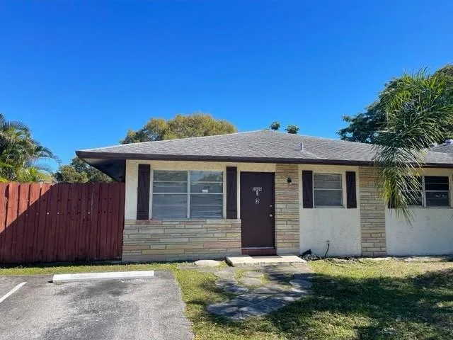 3004 NW 4th Terrace # 2-141, Pompano Beach, FL 33064