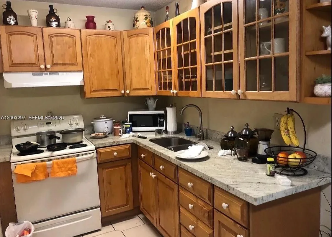 10765 SW 4th St # 8, Sweetwater, FL 33174 photo 3