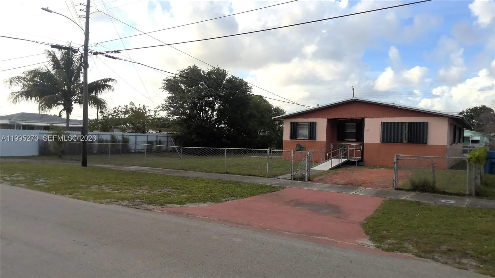 1671 NW 154th St, Miami Gardens, FL 33054 photo 3