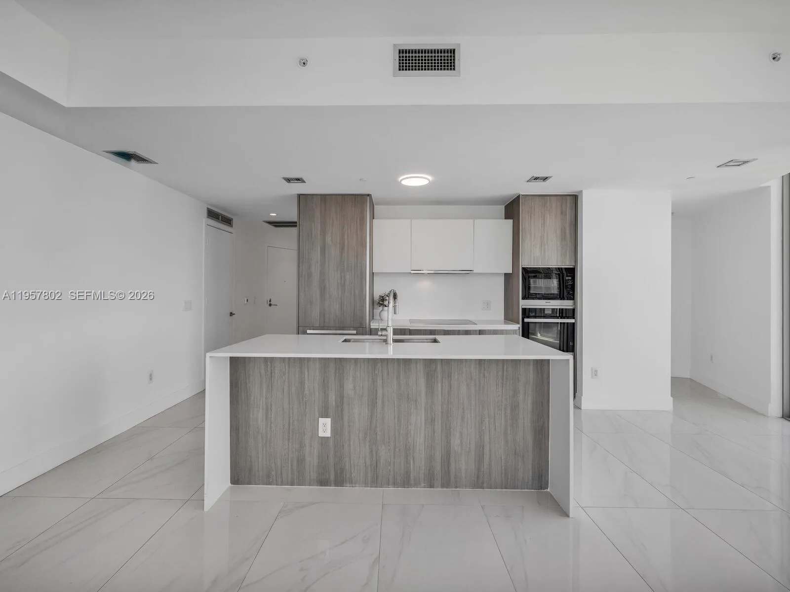 2900 NE 7th Ave # 3301, Miami, FL 33137 photo 9