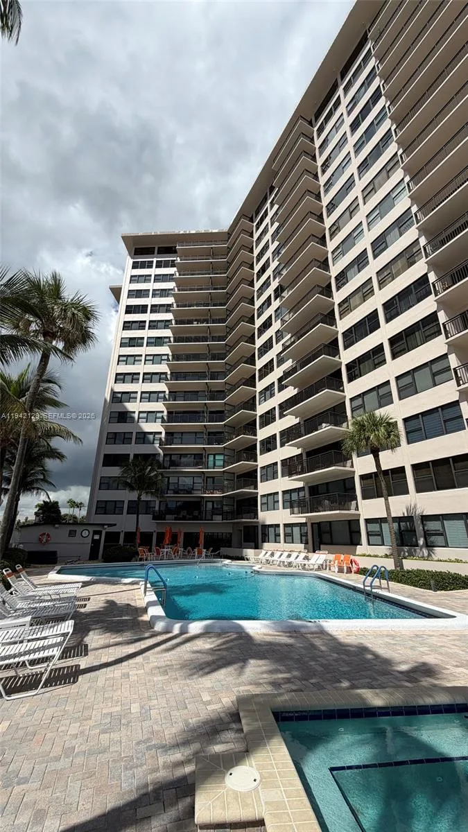 3800 Galt Ocean Dr # 1414, Fort Lauderdale, FL 33308 photo 2