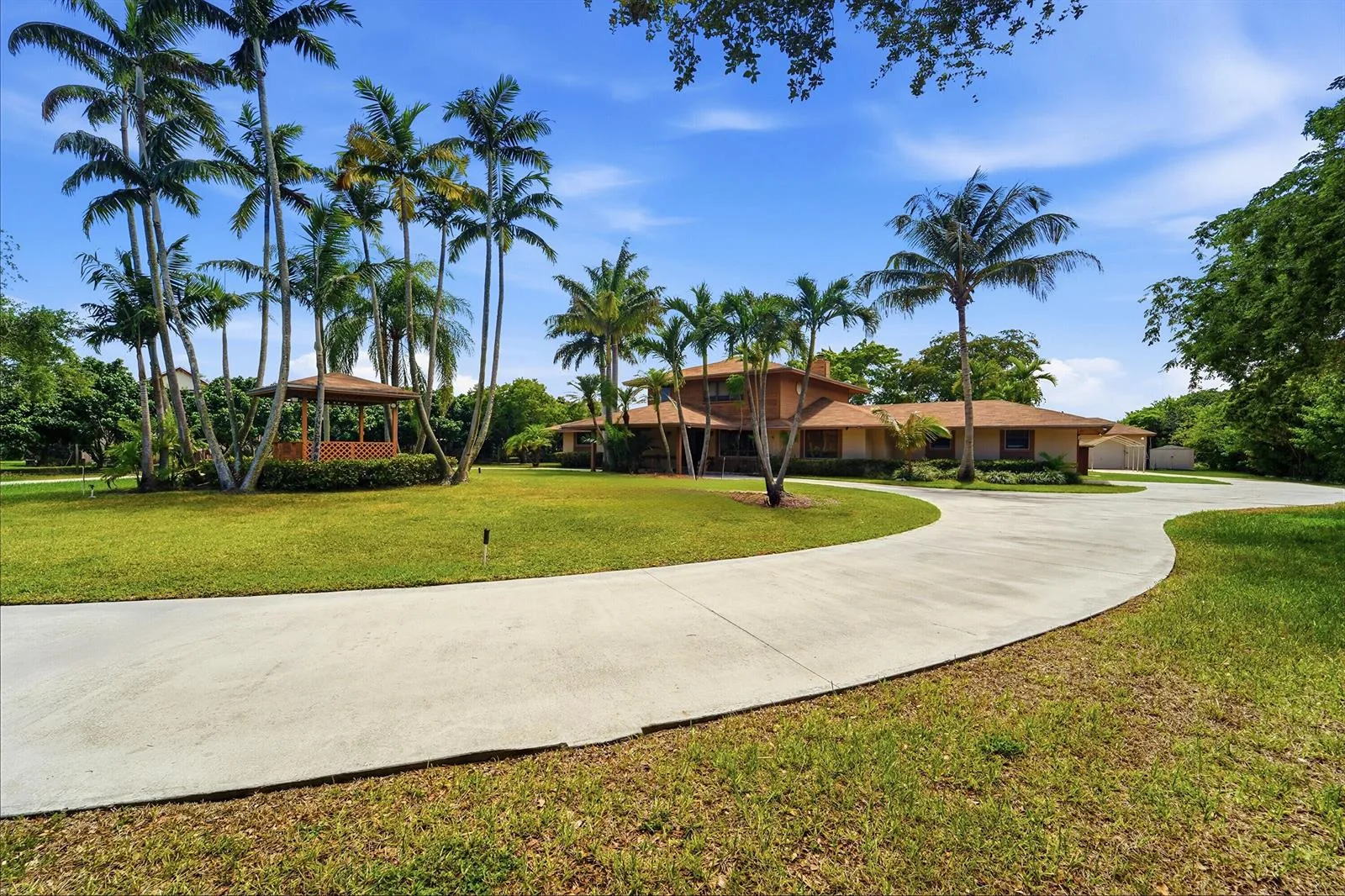 24210 SW 122nd Avenue SW, Homestead, FL 33032 photo 3
