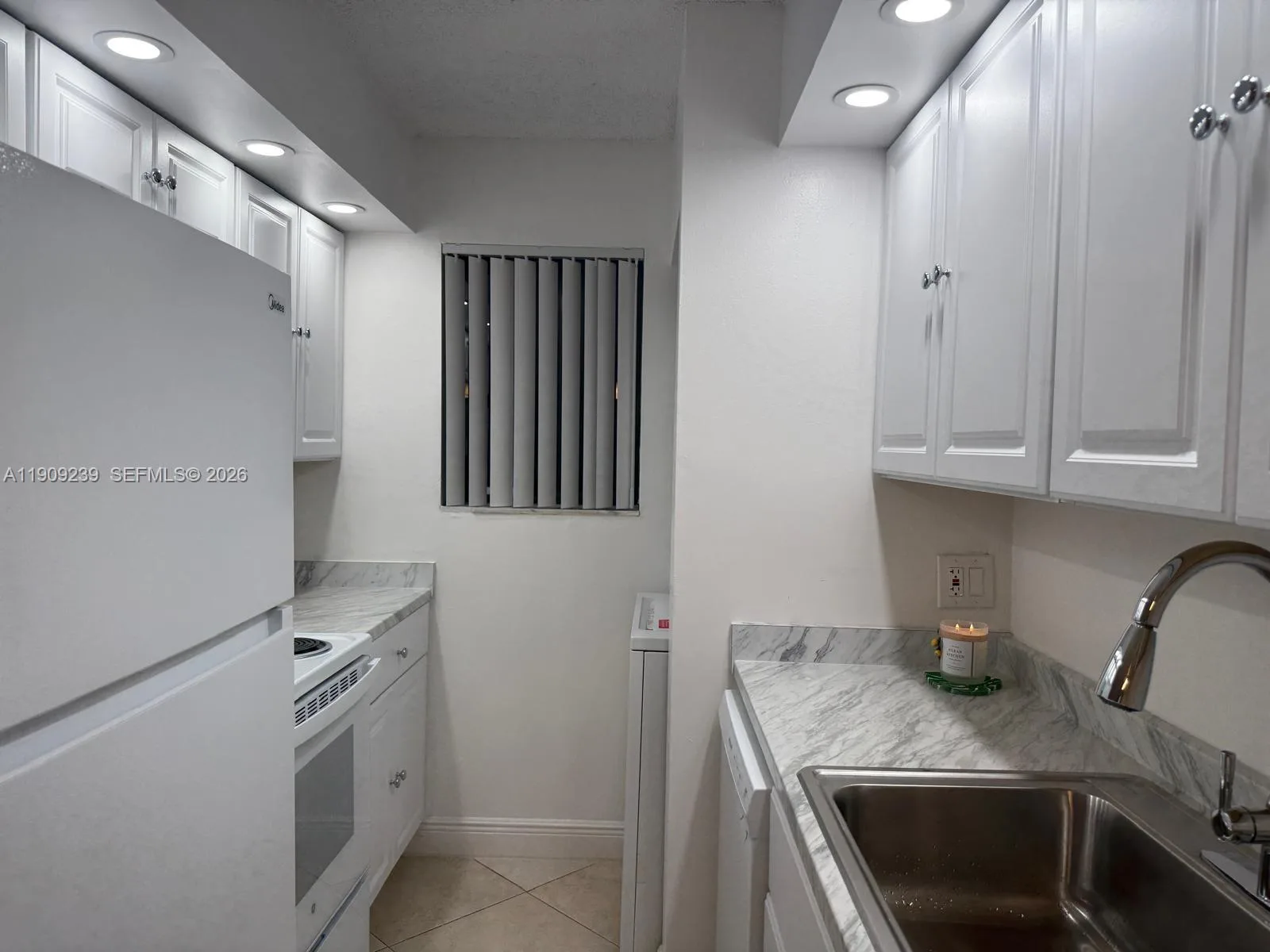 523 Trace Cir # 105, Deerfield Beach, FL 33441 photo 9