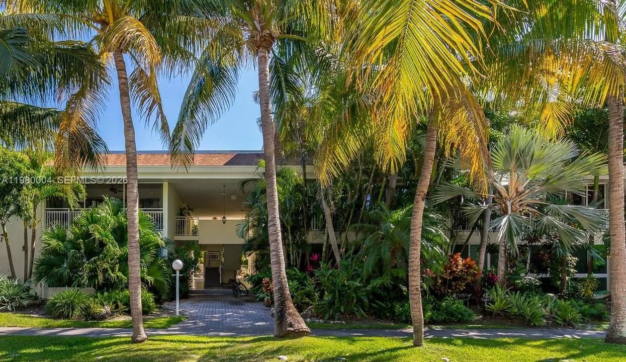 260 Sunrise Dr # H, Key Biscayne, FL 33149