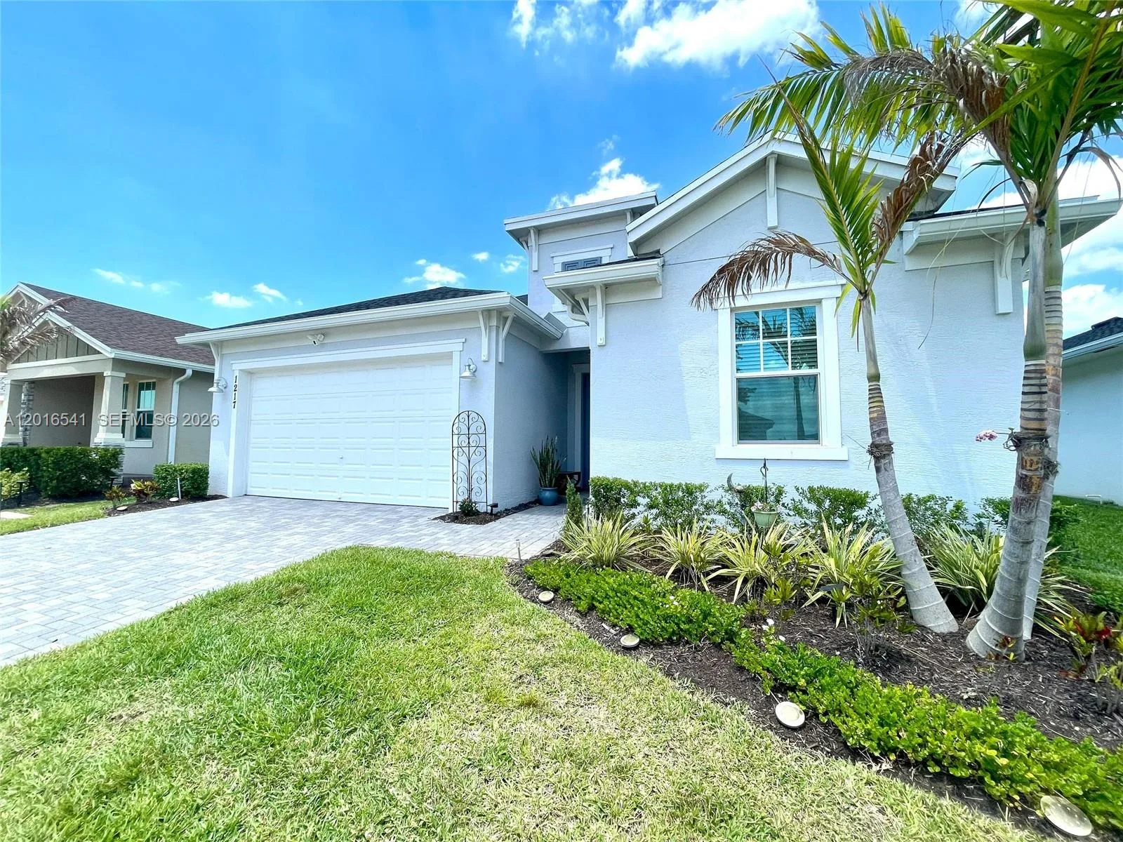 1217 SE Crosswood Way, Port St. Lucie, FL 34984 photo 3