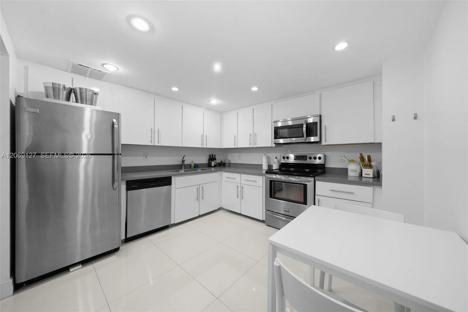 9801 Collins Ave # 20V, Bal Harbour, FL 33154 photo 9