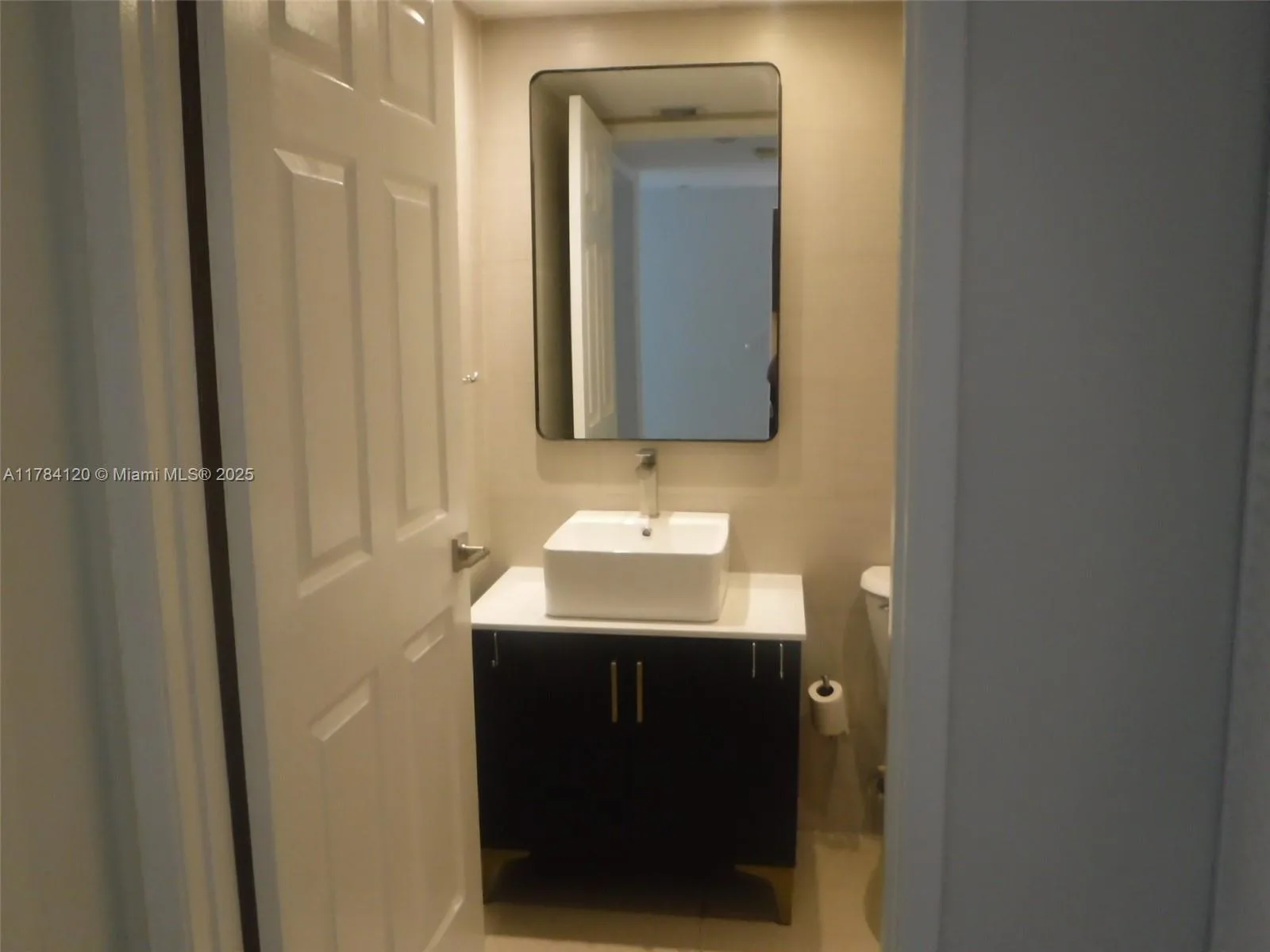 850 N Miami Ave # W-2101, Miami, FL 33136 photo 8