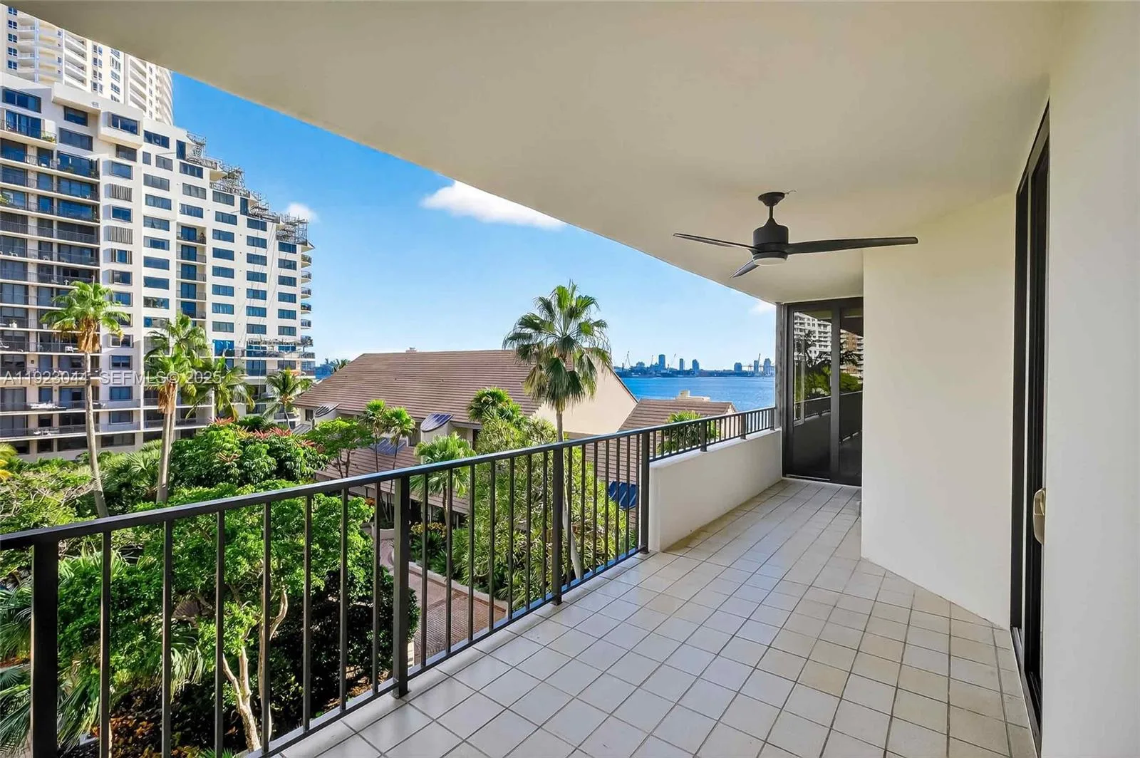 520 Brickell Key Dr # A604, Miami, FL 33131