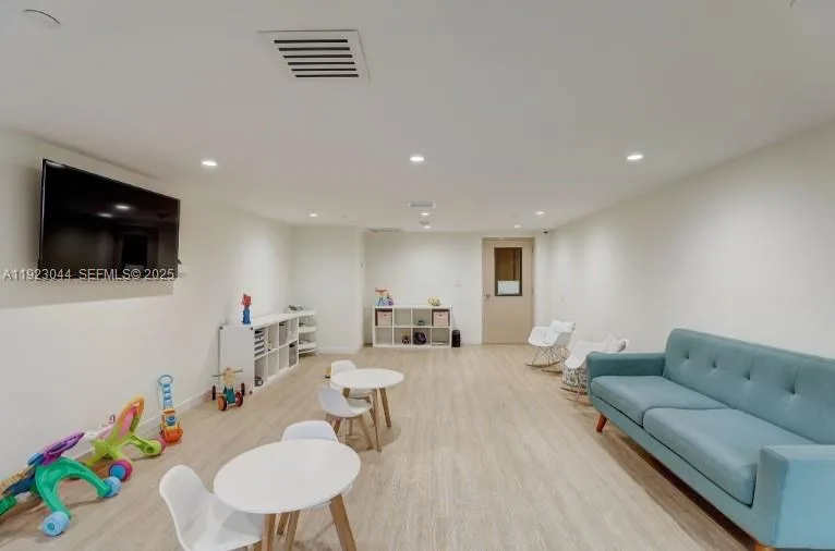 520 Brickell Key Dr # A604, Miami, FL 33131 photo 5