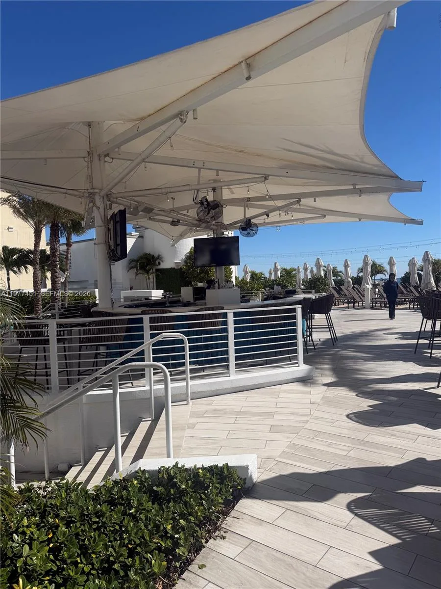 551 N Fort Lauderdale Beach Blvd # R2201, Fort Lauderdale, FL 33304 — zdjęcie 5